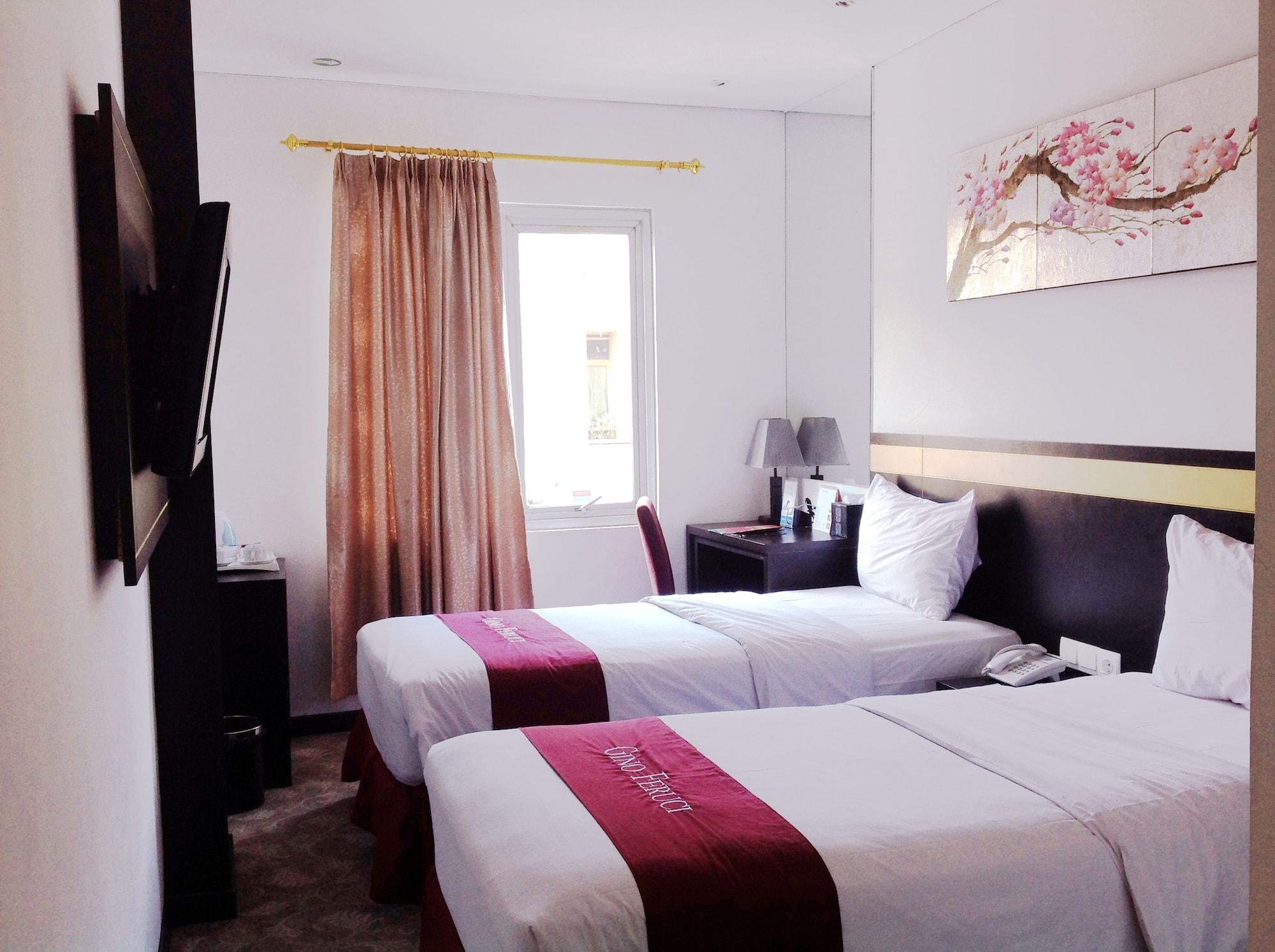 Gino Feruci Kebon Jati By Kagum Hotels Bandung Exterior photo