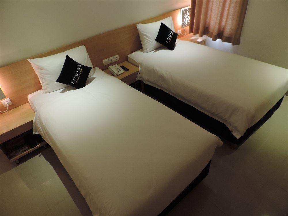 Gino Feruci Kebon Jati By Kagum Hotels Bandung Exterior photo