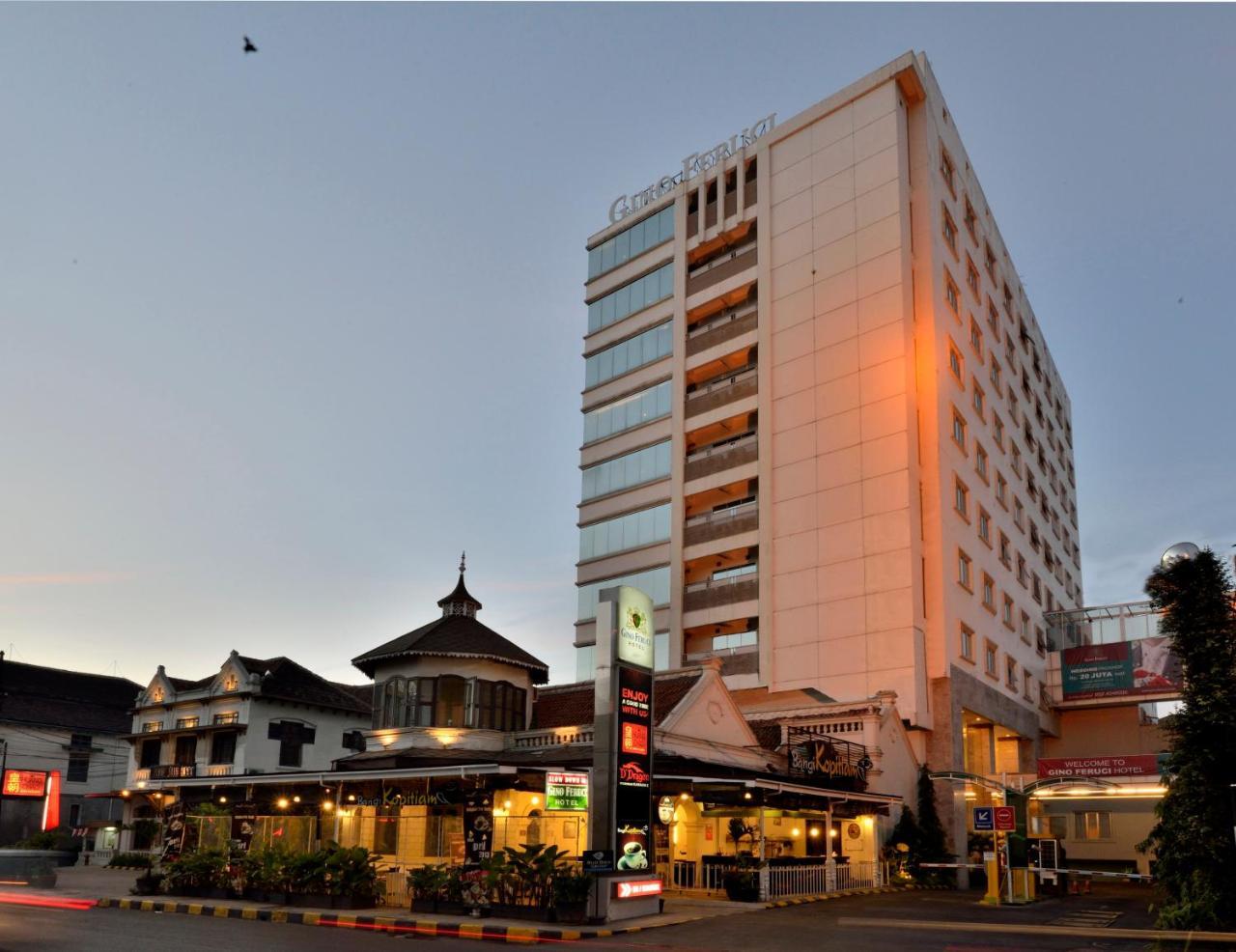 Gino Feruci Kebon Jati By Kagum Hotels Bandung Exterior photo